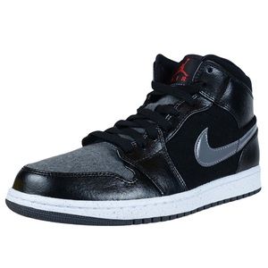 Men’s Nike Air Jordan Retro Mid